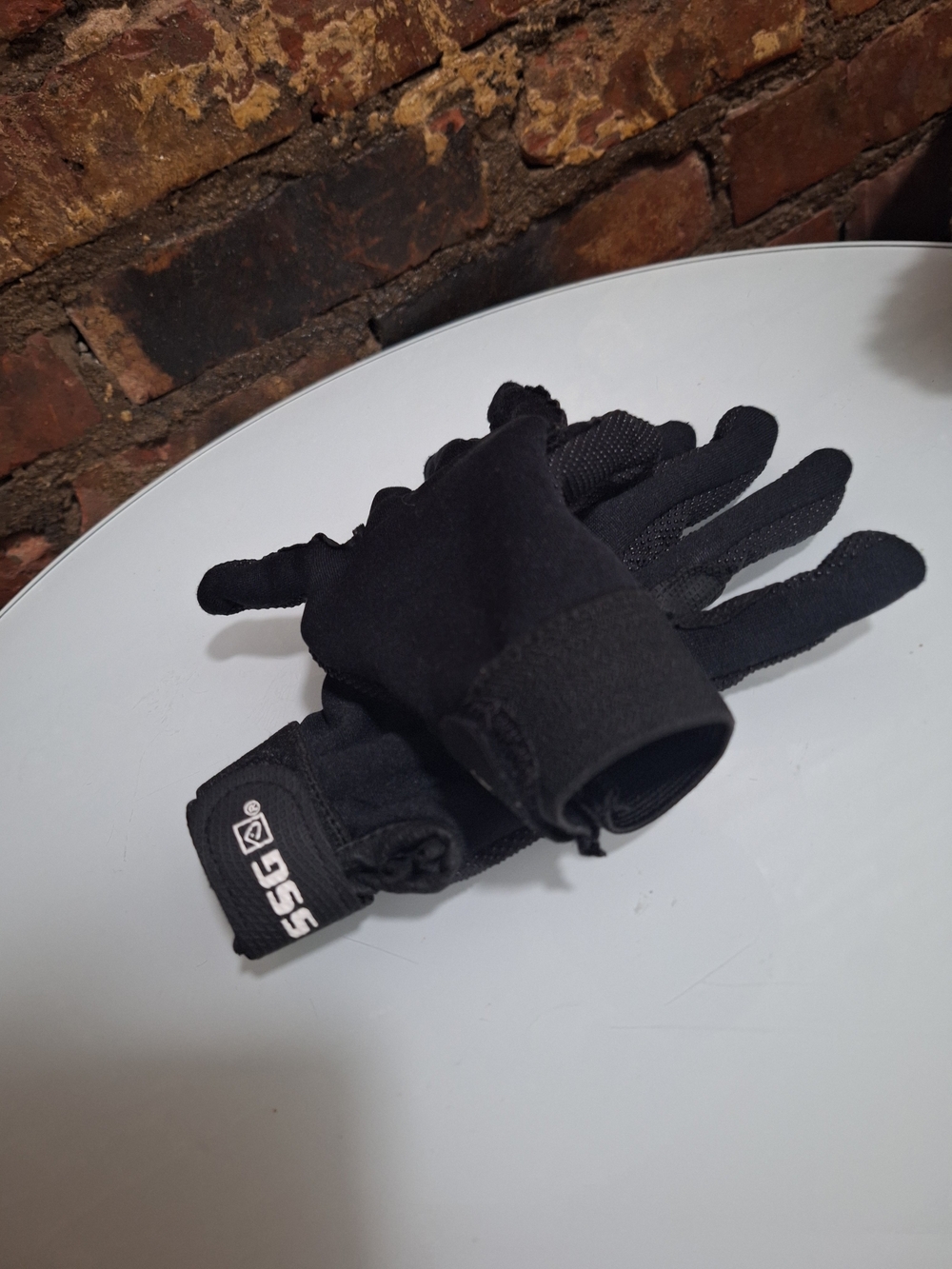 SSG Riding Gloves - Picture 6 of 6
